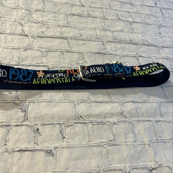 AEROPOSTALE 100% POLYESTER NAVY WITH GRAPHIC MULTI COLORS WOMENS BELT SIZE MED - Picture 10 of 10